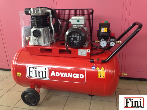 COMPRESSORE ARIA FINI TRAINO A CINGHIA 100 (90) LITRI 2 HP 1,5 KW TRIFASE MK 102 - immagine 3