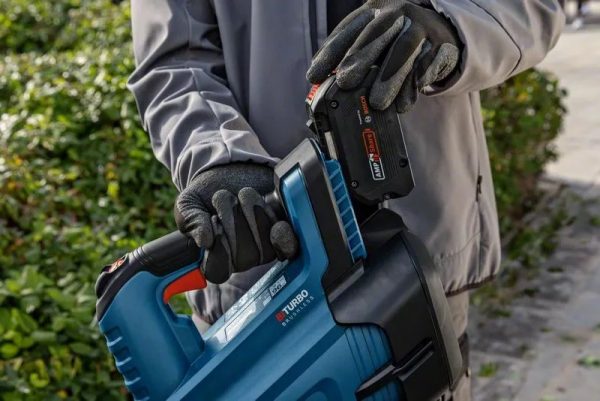 BOSCH SOFFIATORE A BATTERIA GBL 18V-750 BITURBO BRUSHLESS IN CARTONE NO BATTERIE - immagine 4